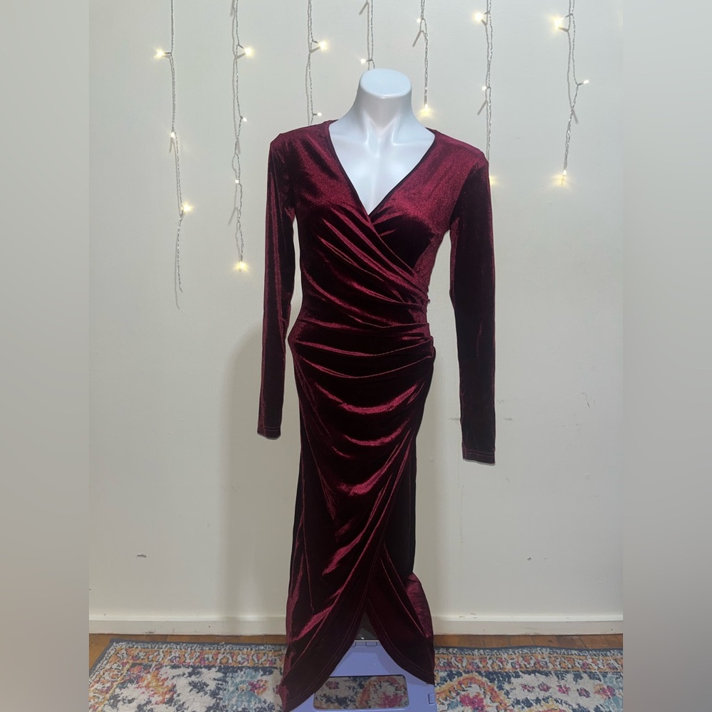 Elegant Velvet Burgundy Dress